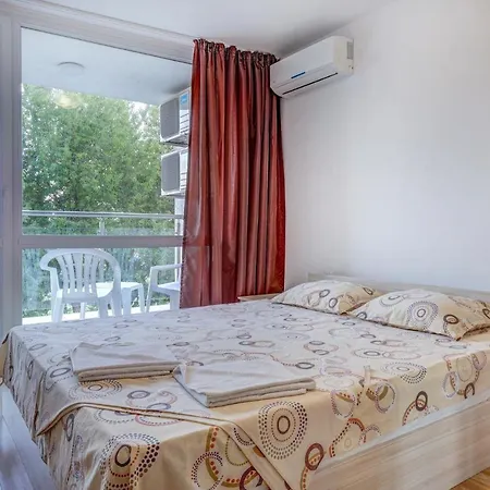 Saint George 1 Aparthotel Balčik