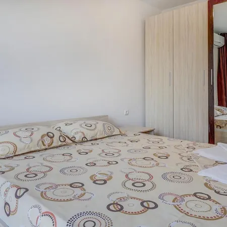 Saint George 1 Aparthotel Balčik