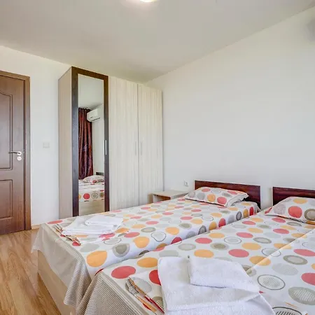 Saint George 1 * Balčik
