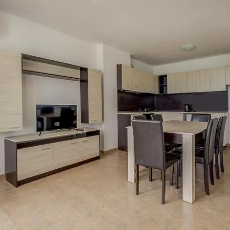 Saint George 1 アパートホテル *