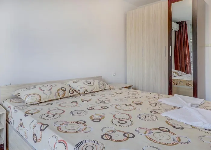 Saint George 1 Aparthotel Balchik