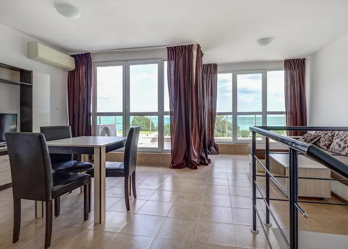 Saint George 1 Aparthotel Balchik