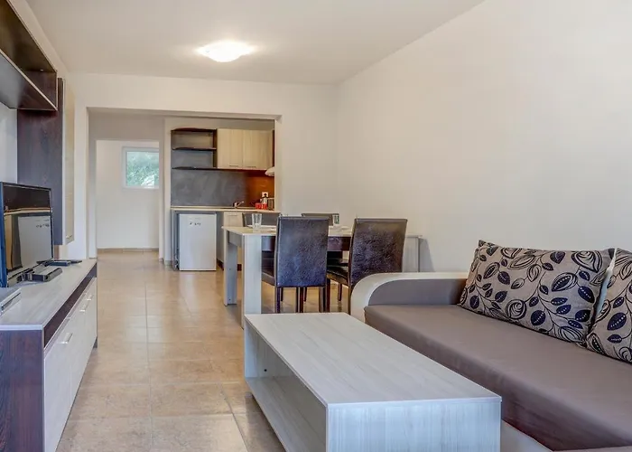 Saint George 1 Aparthotel *